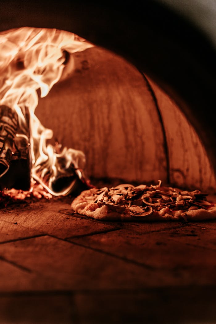 Vedugnsbakad pizza på Spot Malmö